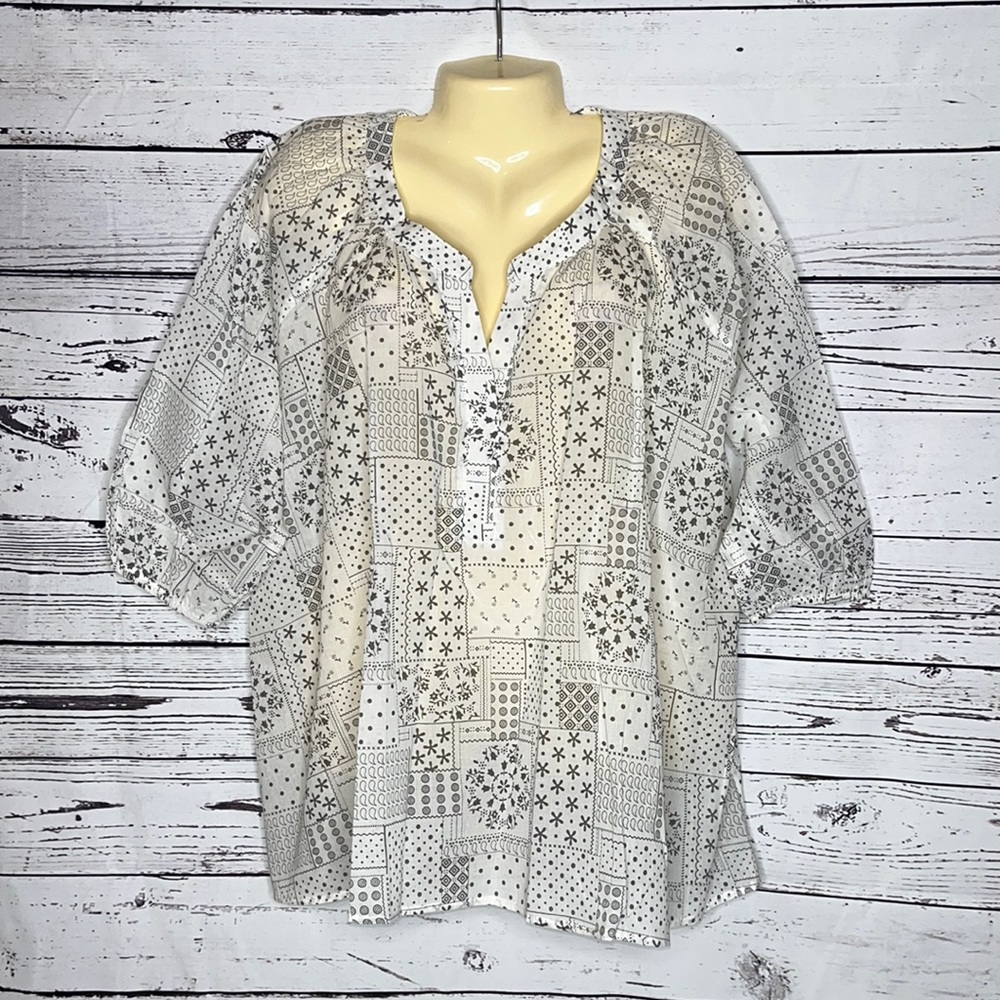 Easel NWT Sz L White & Gray Bandana Patchwork Print Oversized Peasant Shirt Top